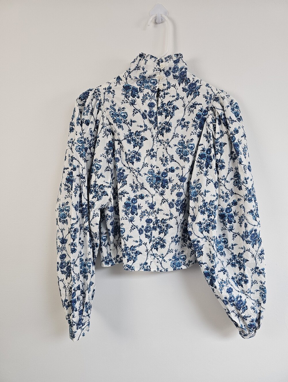Meadows Carnation Top Cottagecore Turtleneck Puff Sleeve Blouse - Picture 8 of 10